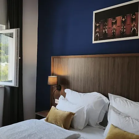 Sustipan Otel 3*