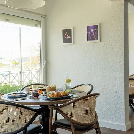 Sustipan Ξενοδοχείο