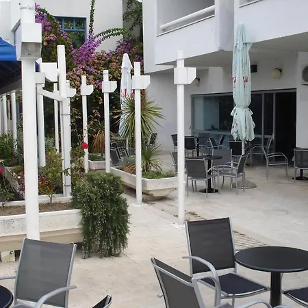 Sustipan Hotel